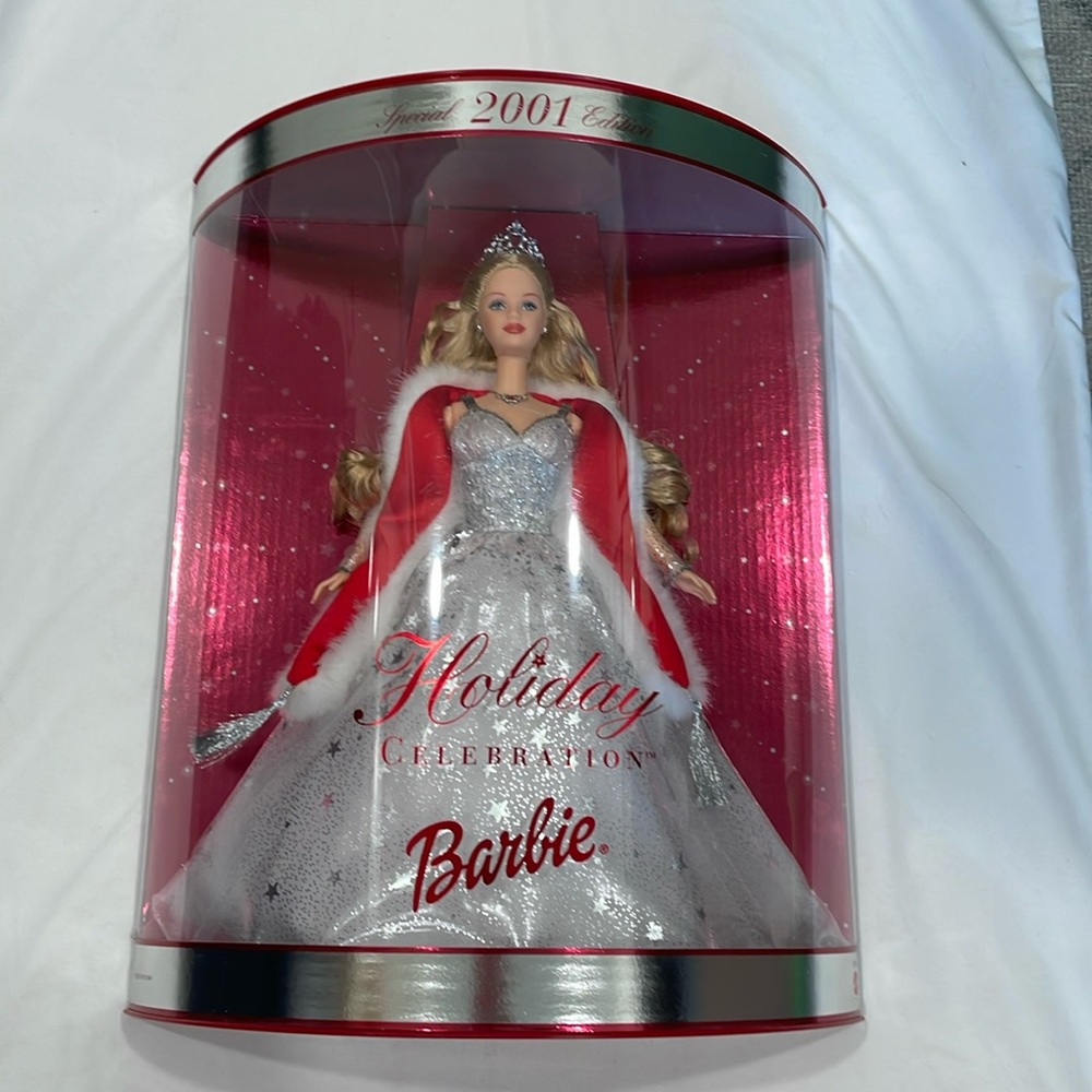 2001 Holiday Celebration Barbie Doll Mattel Special Edition #50304